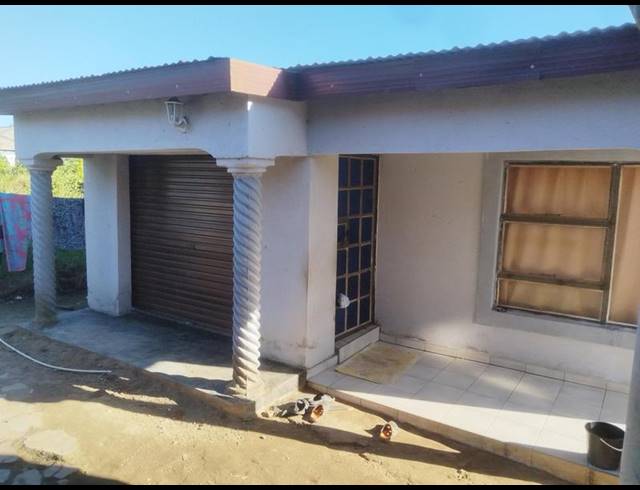 2 BEDROOM HOUSE FOR SALE IN TSWINGA